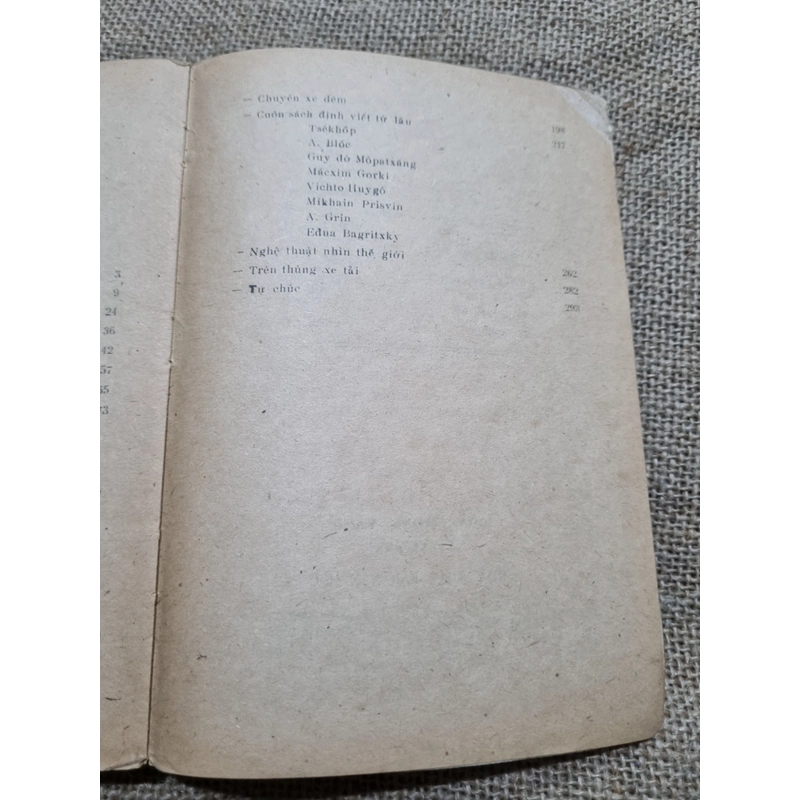 Bông hồng vàng , Kim Ân (Vũ Thư Hiên) dịch  357526