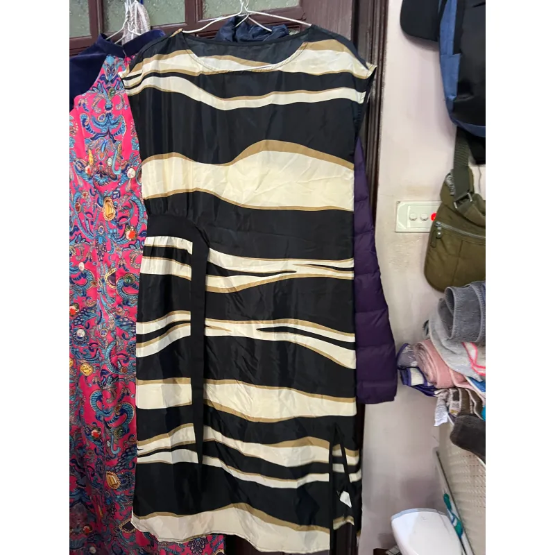 Váy liền công sở hoặc dự tiệc 970543