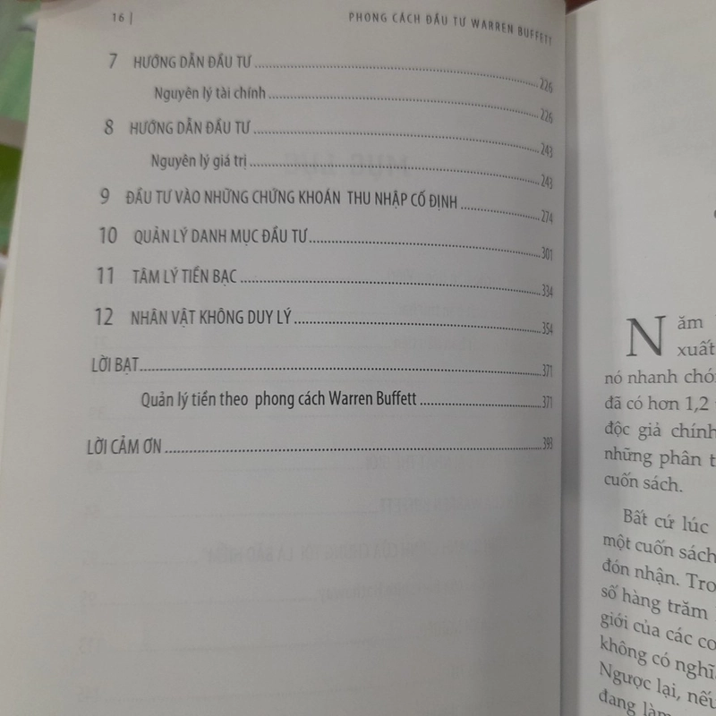 Robert G. Hagstrom - PHONG CÁCH ĐẦU TƯ Warren Buffett 540716
