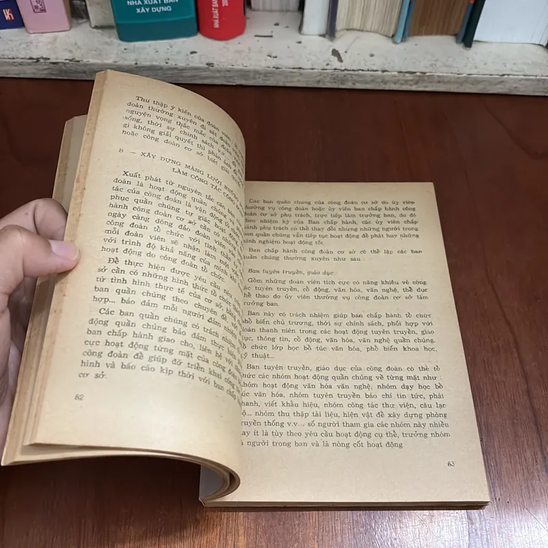 Sách Xưa: Tài Liệu Huấn Luyện Cán Bộ Công Đoàn Cơ Sở - Trường Công Đoàn Trung Ương - 1977 640696