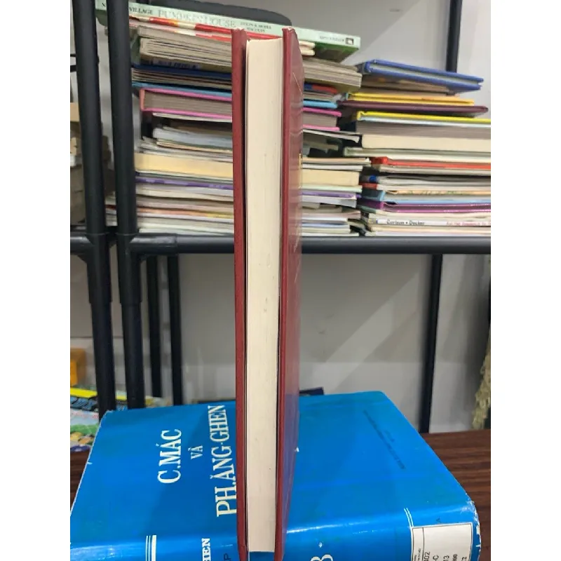Hồ Chí Minh với văn nghệ sĩ, văn nghệ sĩ với Hồ Chí Minh – Tập 6 (Hồ Chí Minh: Tư tưởng và tác phẩm – Thơ) 592391