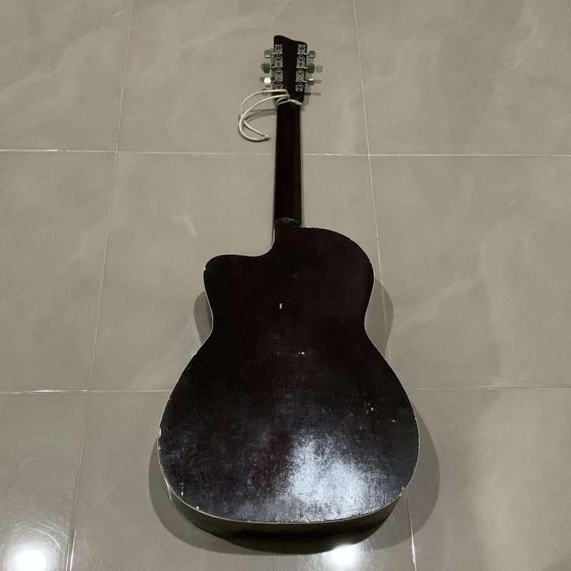 Đàn guitar còn sử dụng tốt 206107