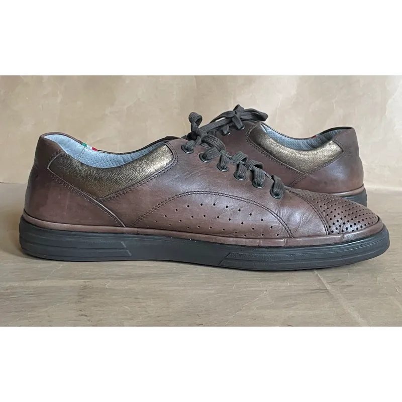 Giầy Ý Sneaker Valleverde size 43 quay phim xong thanh lý 633313