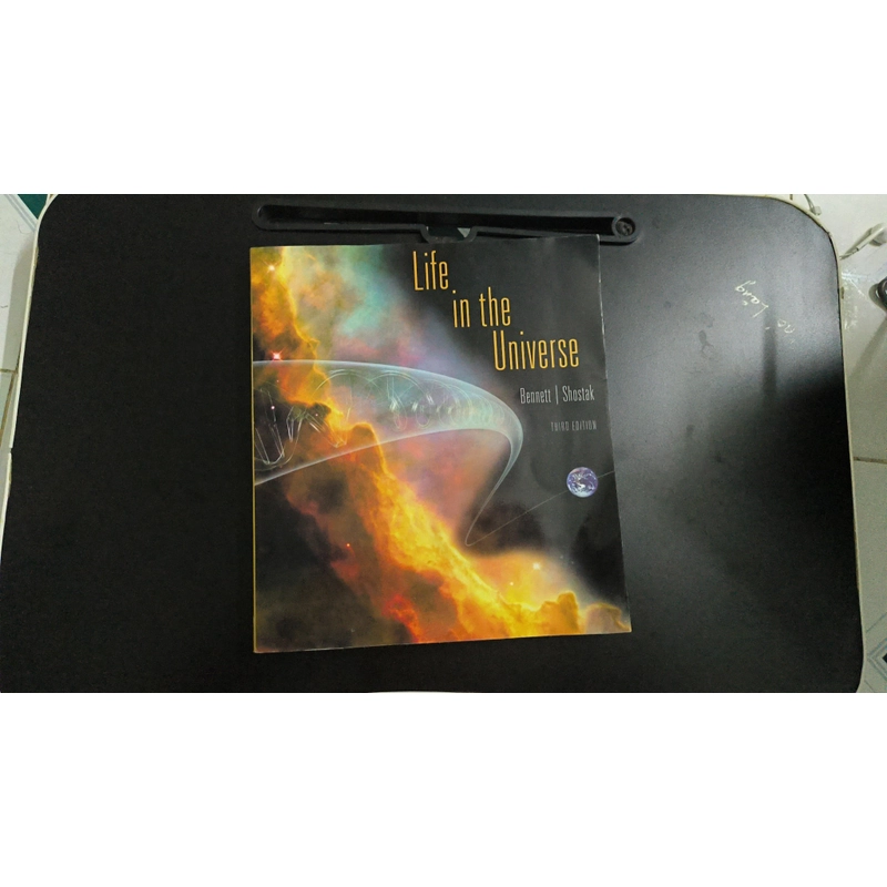 Sáchi ngoại văn khoa học cuộc sống trong vũ trụ LIFE IN THE UNIVERSE (Khổ vuông lớn) 479483