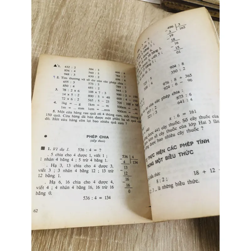 TOÁN 3 - sách cấp 1 phổ cập  1019074