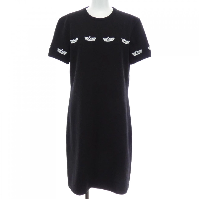 Đầm T-shirt LV Vitesse của Louis Vuitton FMKD01HH4 - Hàng hiệu Chính hãng 810235