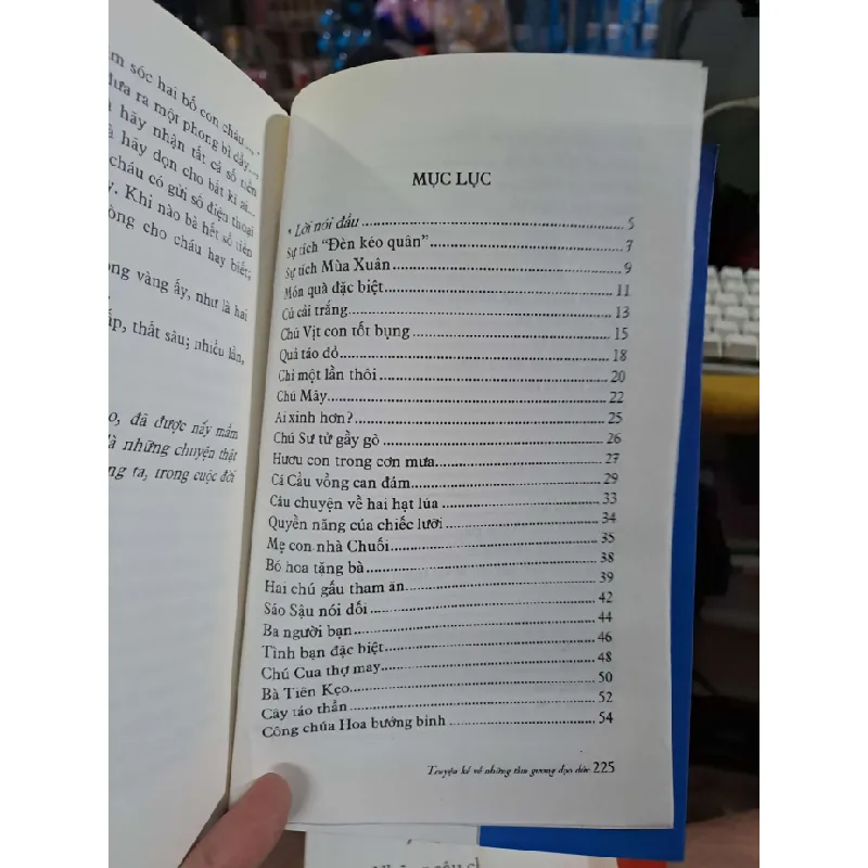 Truyện kể về những tấm gương đạo đức - Dương Phong - 2016 mới 80% vẽ - VĂN HỌC - HCM0111 629259