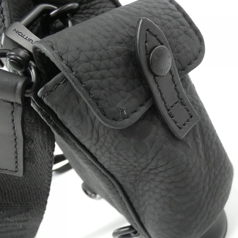 Túi đeo vai Louis Vuitton Trillon Monogram Nano Christopher M83164 612539