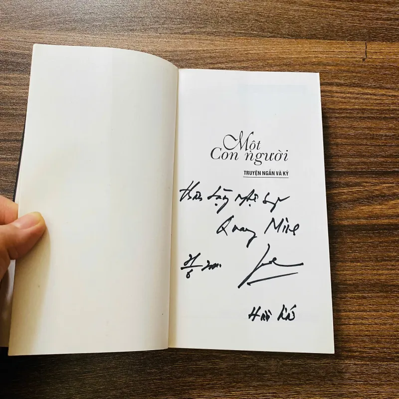 Một Con Người - Tập Truyện Ký - Hữu Ước#HATRA 971671