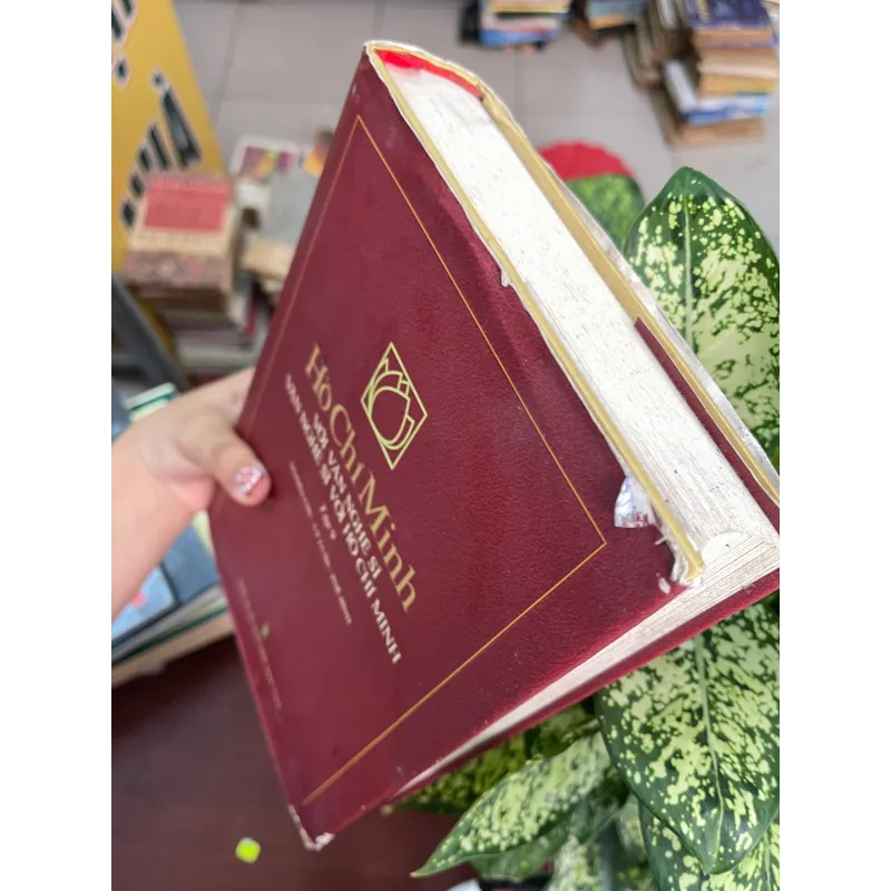 HỒ CHÍ MINH VỚI VĂN NGHỆ SĨ - VĂN NGHỆ SĨ VỚI HỒ CHÍ MINH TẬP 9  1001745