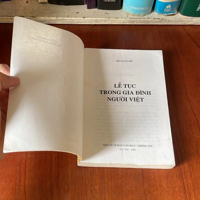 II Tựa sách: Lễ Tục Trong Gia Đình Người Việt Nam - Bùi Xuân Mỹ - 2001 550085
