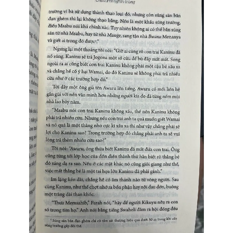 Châu Phi nghìn trùng - Isal Dinesen 674087