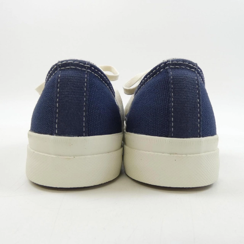 Giày thể thao R.C.A - Hàng hiệu Authentic 906424