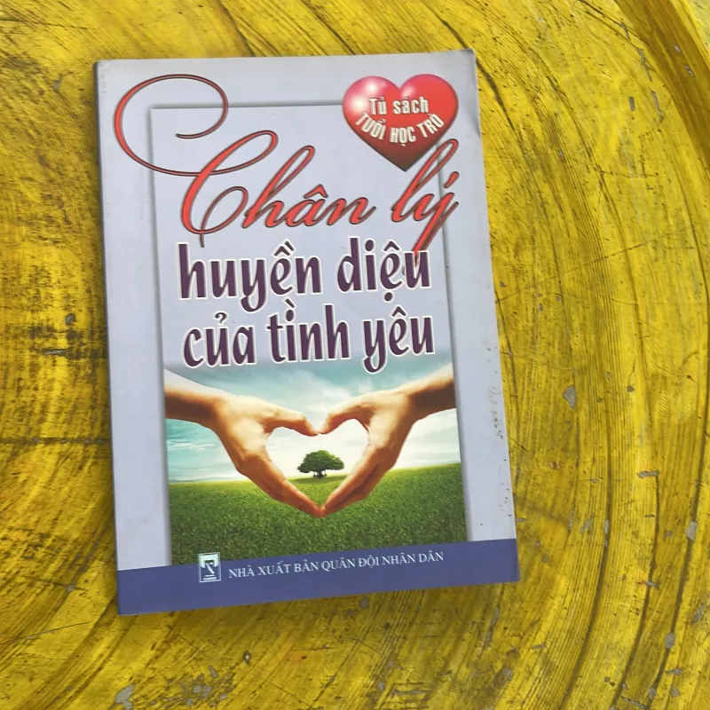 COMBO CHÂN LÝ HUYỀN DIỆU CỦA TÌNH YÊU & GÁI KHÔN KHÔNG BAO GIỜ SỢ Ế 757912