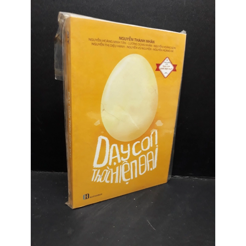 Dạy con thời hiện đại (có bọc) mới 80% ố HCM1410 Nguyễn Thành Nhân MẸ VÀ BÉ 917596