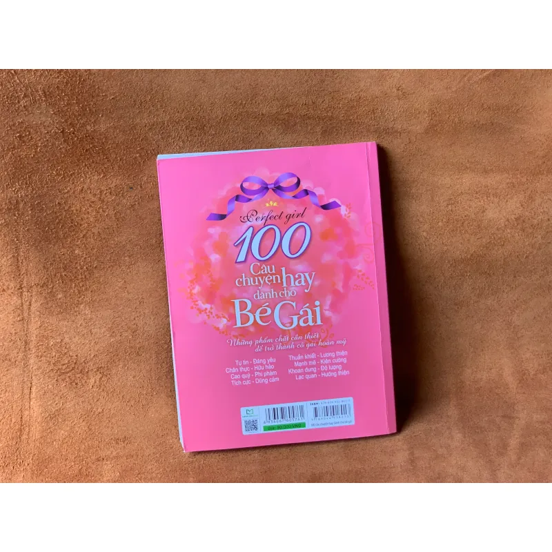 100 câu chuyện hay dành cho bé gái 592125