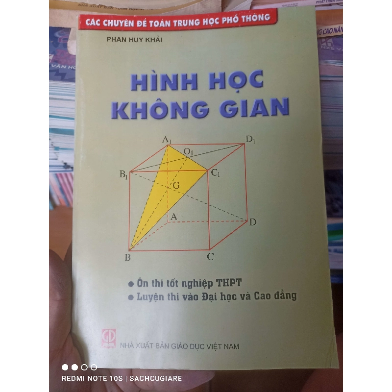 (Sách cũ SCGR) Hình Học Không Gian - Phan Huy Khải 2014 VAVO-AK2ST1 Blogmeo090426 1016043