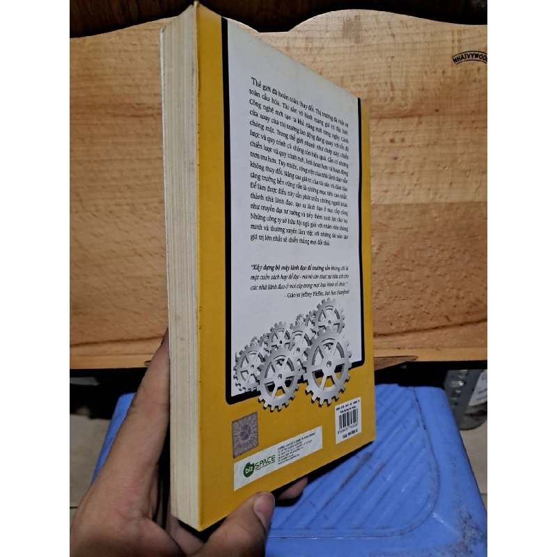 Xây dựng bộ máy lãnh đạo để trường tồn mới 80% 2012 HCM1106 911537