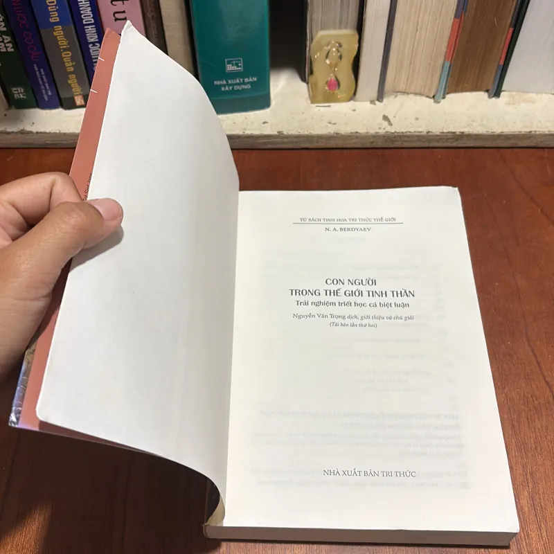 II Triết Học: Con Người Trong Thế Giới Tinh Thần - NIKOLAI ALEXANDROVICH BERDYAEV - 2017 907633