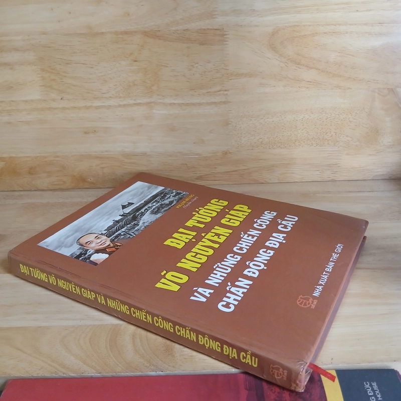 Đại Tướng Võ Nguyên Giáp & Những Chiến Công Chấn Động Địa Cầu - Phạm Hùng tuyển chọn 539355