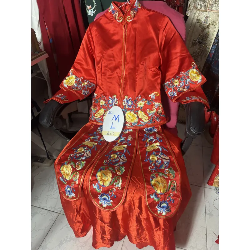 Hỷ phục , sét đỏ mặc Tết  789711