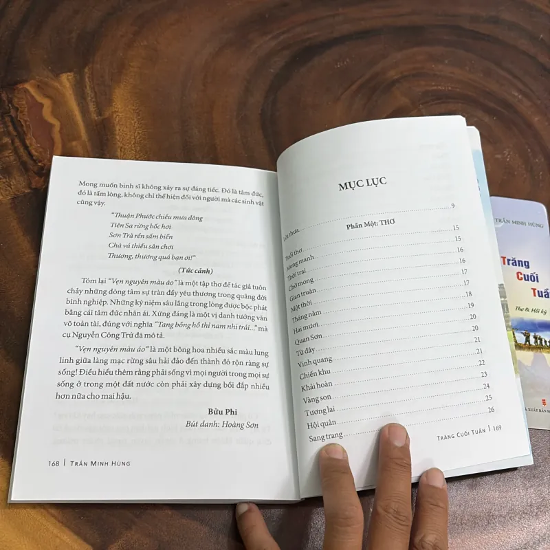 II Thơ Và Hồi Ký: Trăng Cuối Tuần - Trần Minh Hùng - 2019 1001907