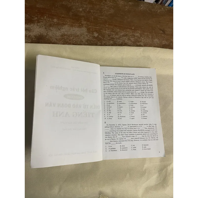 COMBO CÂU HỎI TRẮC NGHIỆM CHUYÊN ĐỀ ĐIỀN TỪ VÀO ĐOẠN VĂN TIẾNG ANH & KĨ NĂNG ĐỌC HIỂU  749273