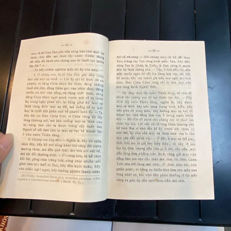 Sách: GẪM QUANH NĂM 279653