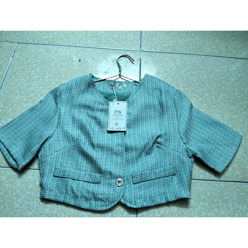 Áo vest lửng xanh min size S còn nguyên tab 322180