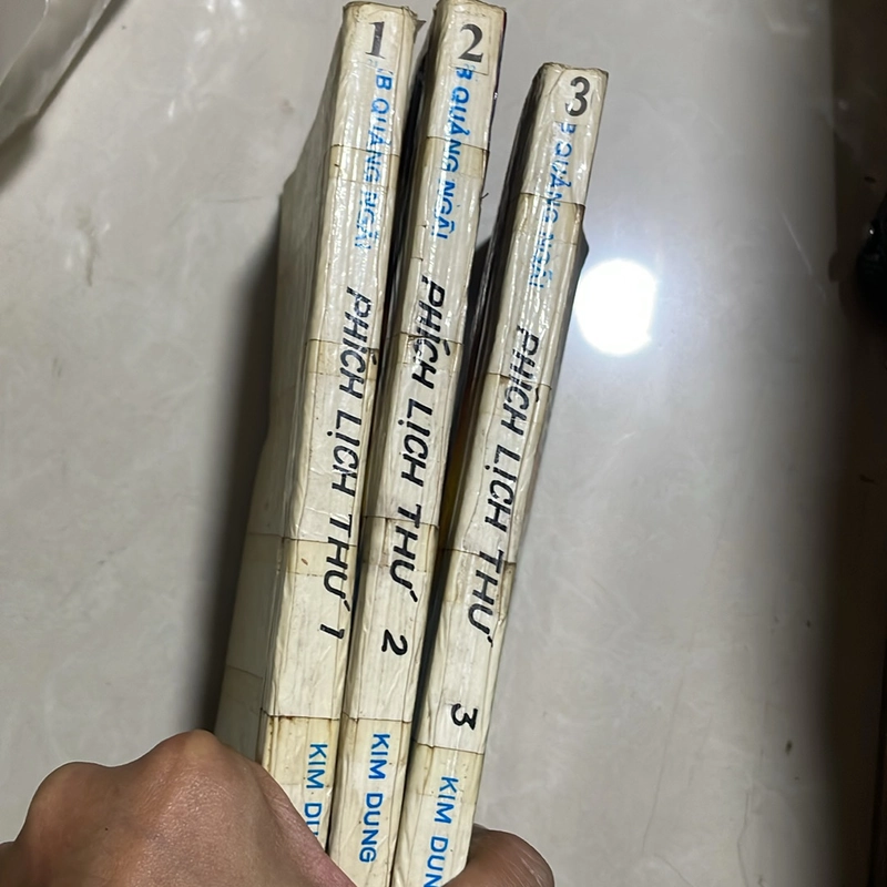 Phích lịch thư - Kim Dung 525081