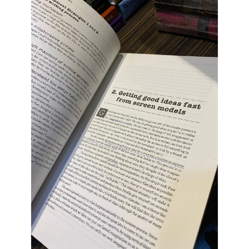 Screenwriting Updated: News (and Conventional) Ways of Writing for the Screen - Linda Aronson 358973
