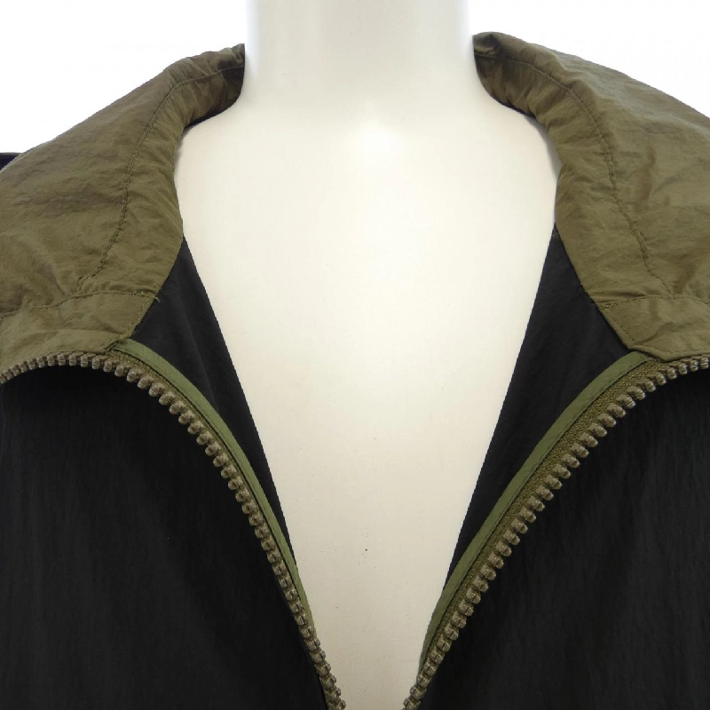 Áo khoác MONCLER - Hàng hiệu Chính hãng 902895