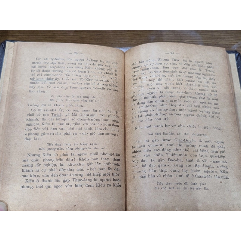 Truyên thuý kiều - Bùi Kỷ - Trần Trọng Kim ( sách đóng bìa mất bìa gốc  bản in trước 1945 ) 528615