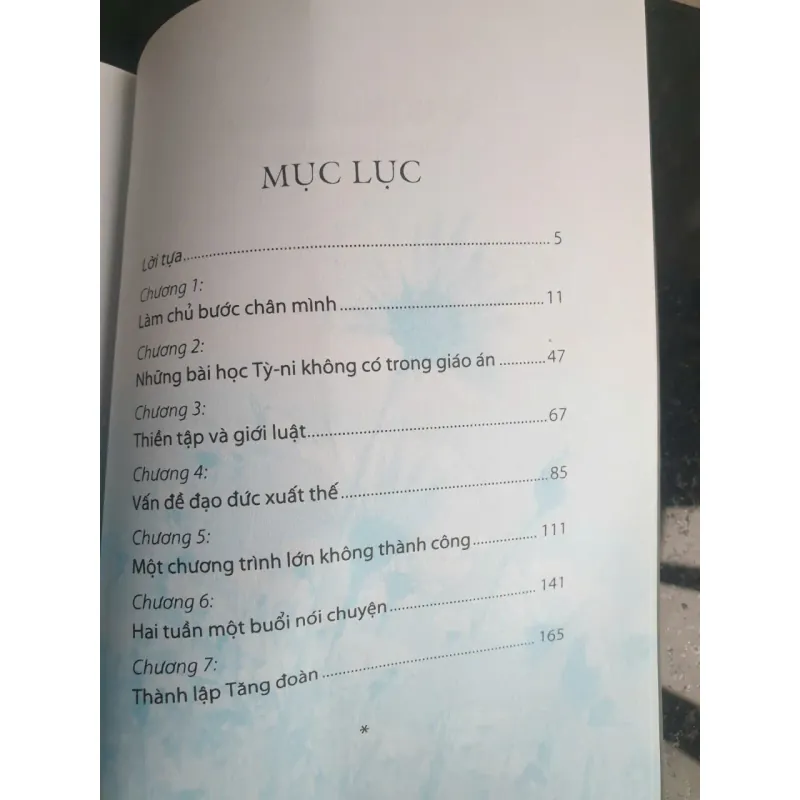 Viết Cho Người Xuất Gia Trẻ 695845