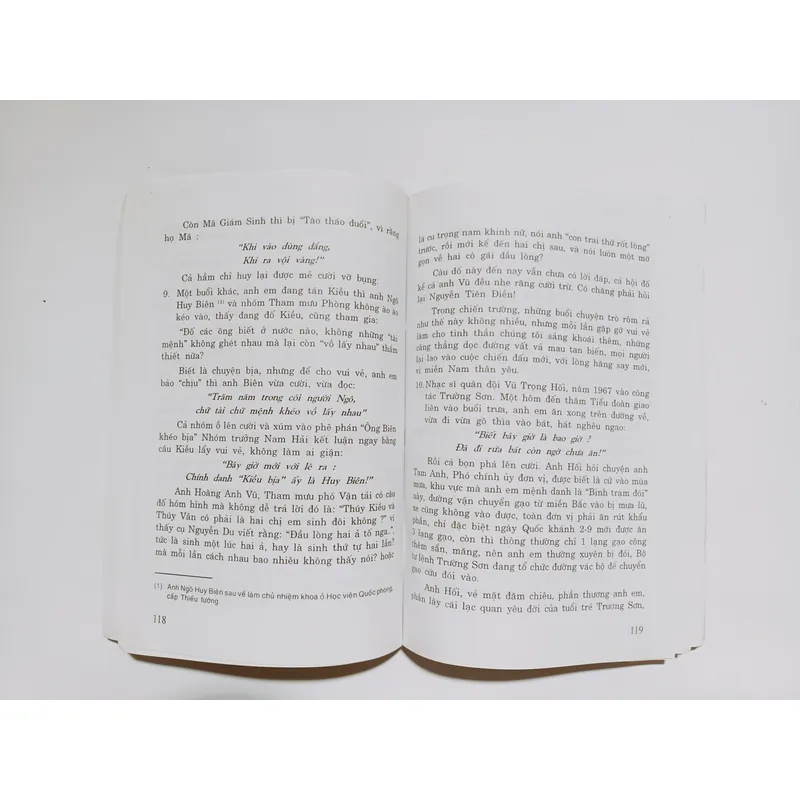 Trên Đỉnh Trường Sơn Kể Truyện Kiều" - Thiếu tướng Nguyễn An

 734521