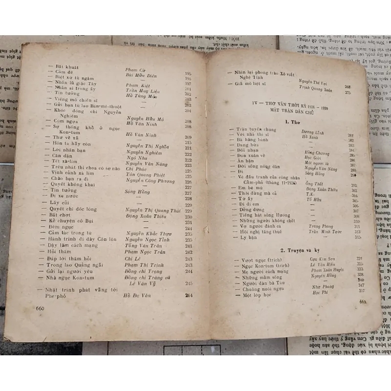 Họp tuyển thơ văn yêu nước: thơ văn cách mạng (1930-1945) 707787