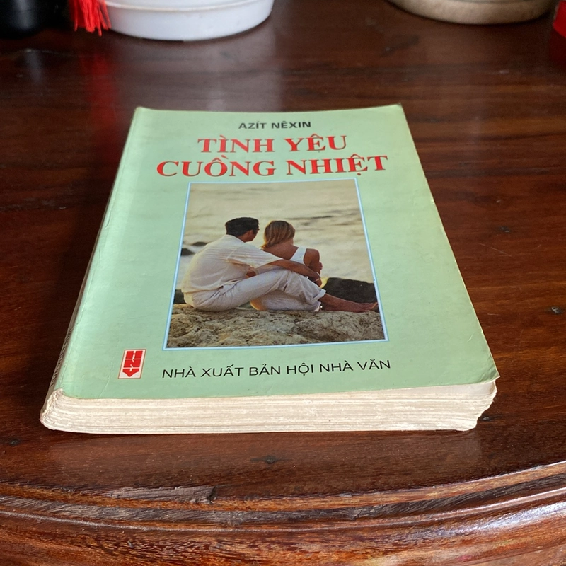 TÌNH YÊU CUỒNG NHIỆT, AZIT NEXIN (XB 1999) 493297