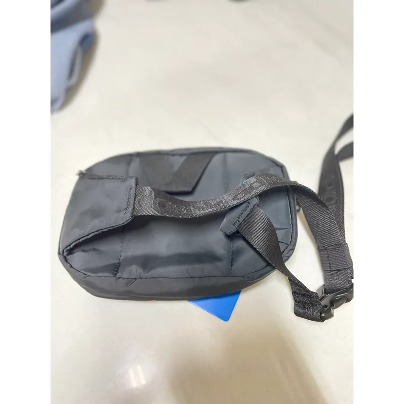 Túi bao tử Adidas chính hãng 714121