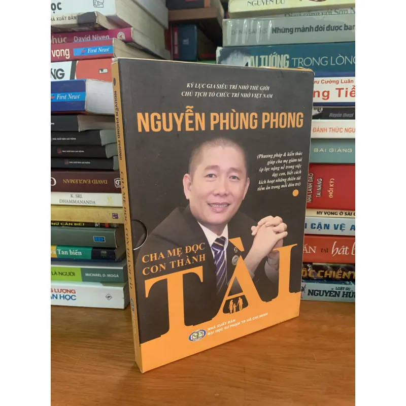 Cha mẹ đọc con thành tài 937390