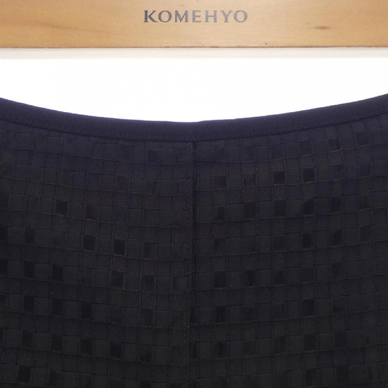 【Mã giảm giá】Chân váy ADORE 651826