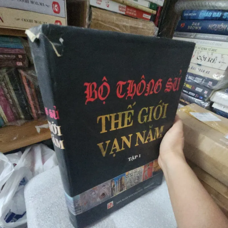 Bộ thông sử thế giới vạn năm tập 1 975375