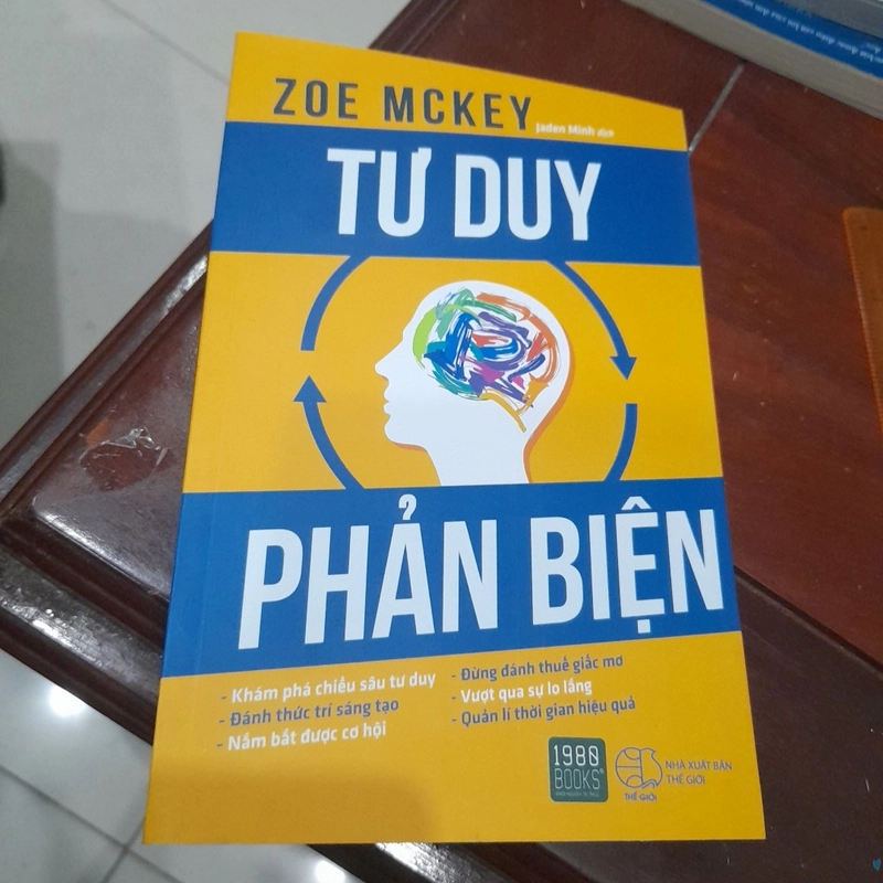 Zoe Mckey - TƯ DUY PHẢN BIỆN 307462