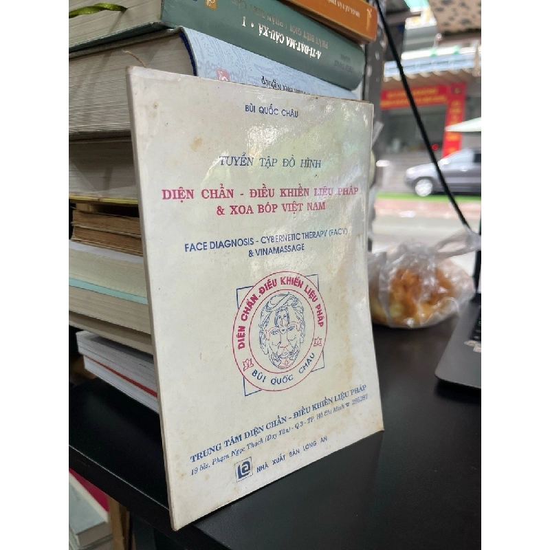 Tuyển tập đồ hình diện chuẩn - điều khiển lập pháp và xoa bóp Việt Nam - Bùi Quốc Châu 533720