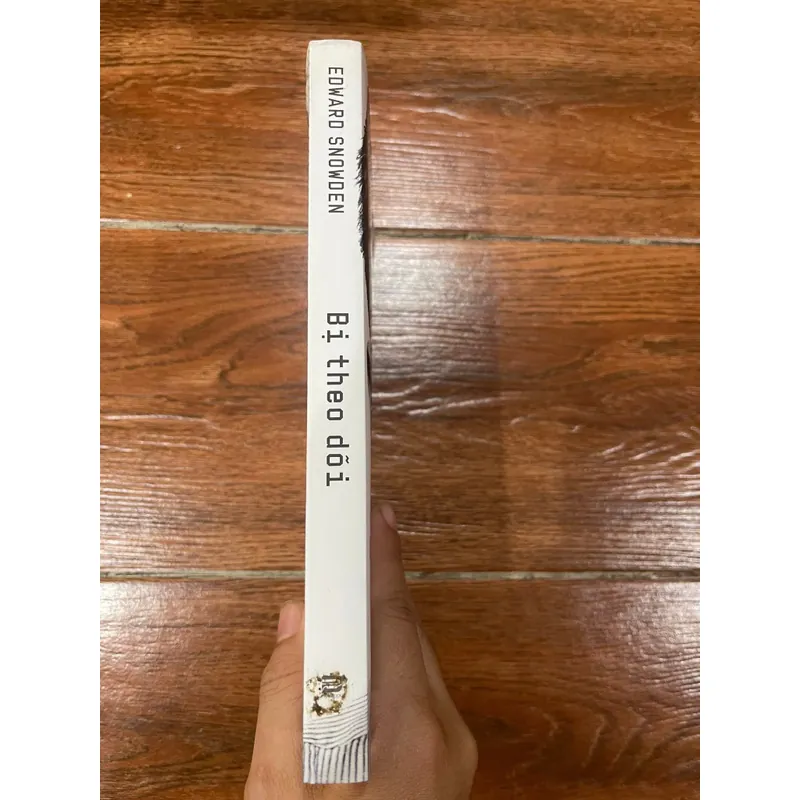 Bị theo dõi, bí mật an ninh mạng - Edward Snowden (k4) 599681