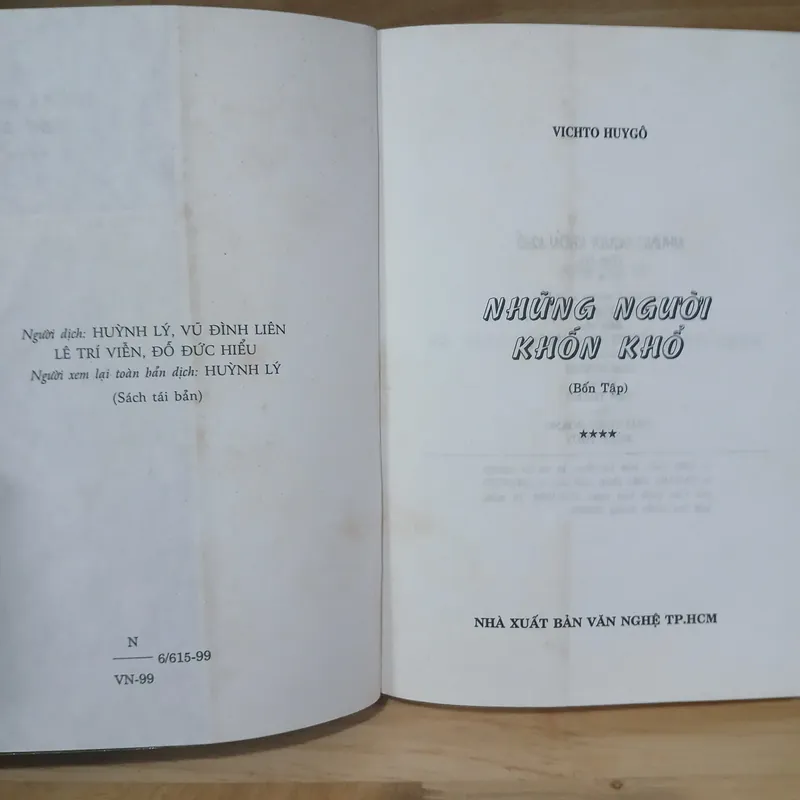 Những Người Khốn Khổ (Tập 1, 4) - Vichtor Huygô 689305