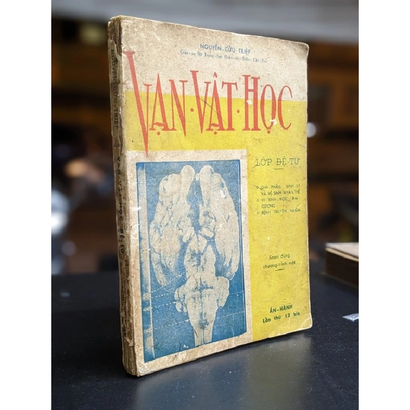 Vạn Vật Học lớp Đệ Tứ - Nguyễn Cửu Triệp 396034