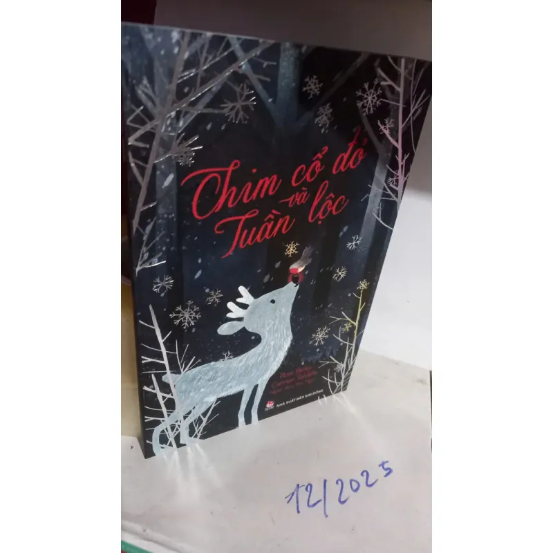 chim cổ đỏ và tuần lộc 738136