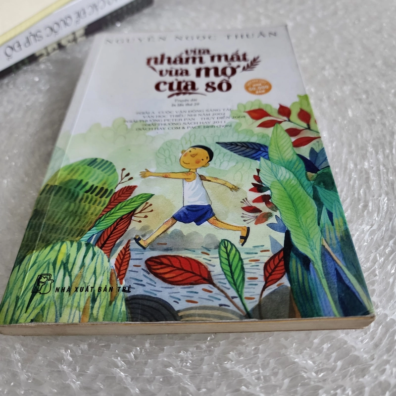 Vừa nhắm mắt vừa mở cửa sổ | Nguyễn Ngọc Thuần  517717
