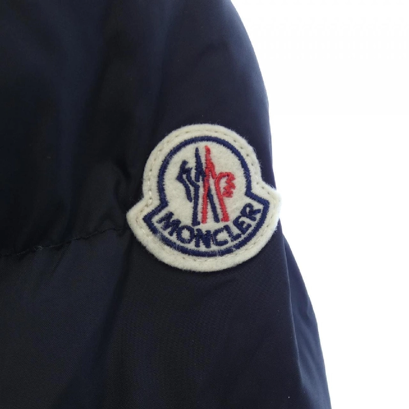 Áo khoác lông vũ MONCLER 635620