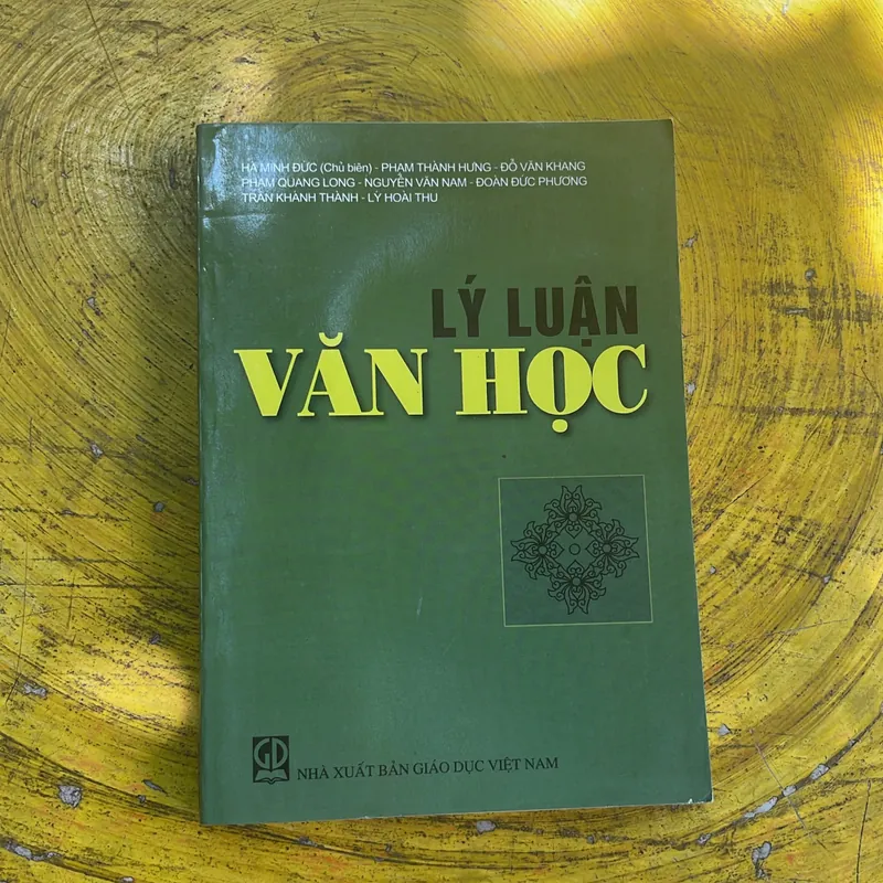 LÝ LUẬN VĂN HỌC- HÀ MINH ĐỨC CHỦ BIÊN 592892